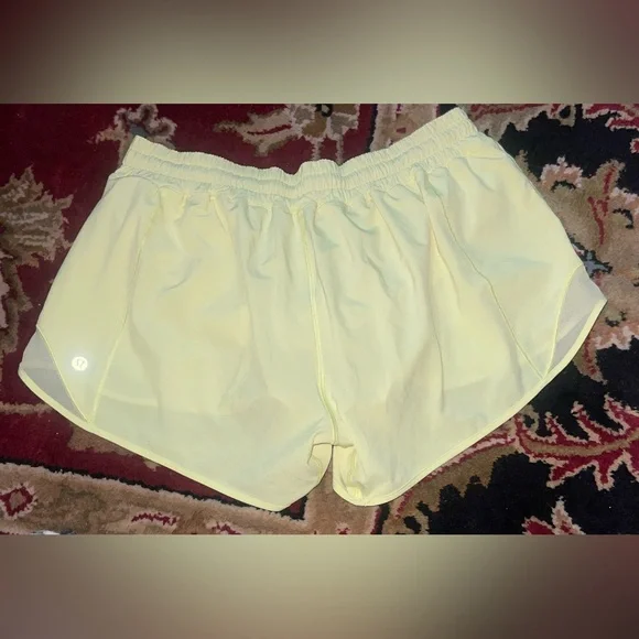 #151 Lululemon Hotty Hot Short II *Long 4Florid Flash Sz 10Tall